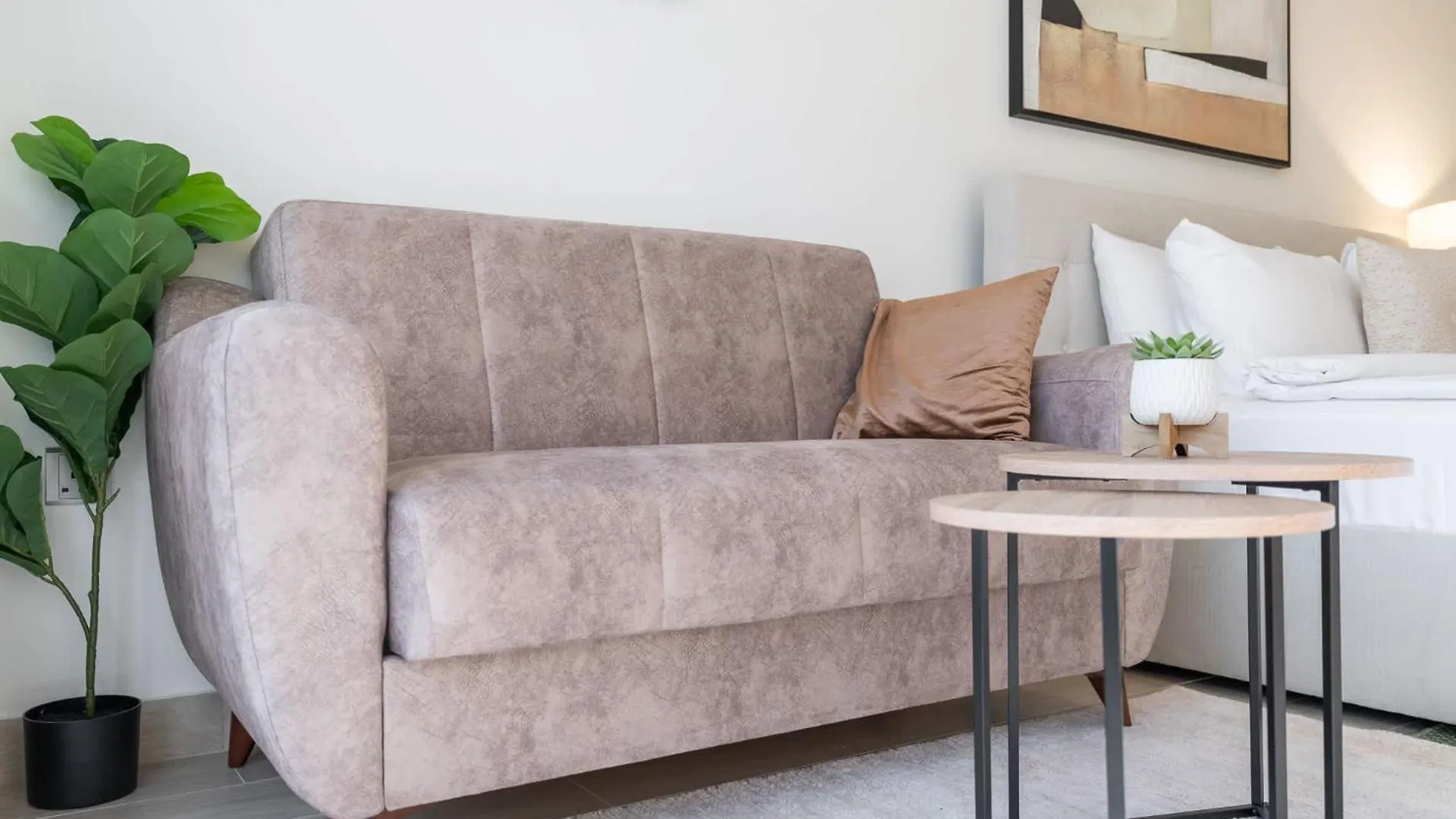 Comfortable Studio In Azizi Riviera 32 Dubai Apartment